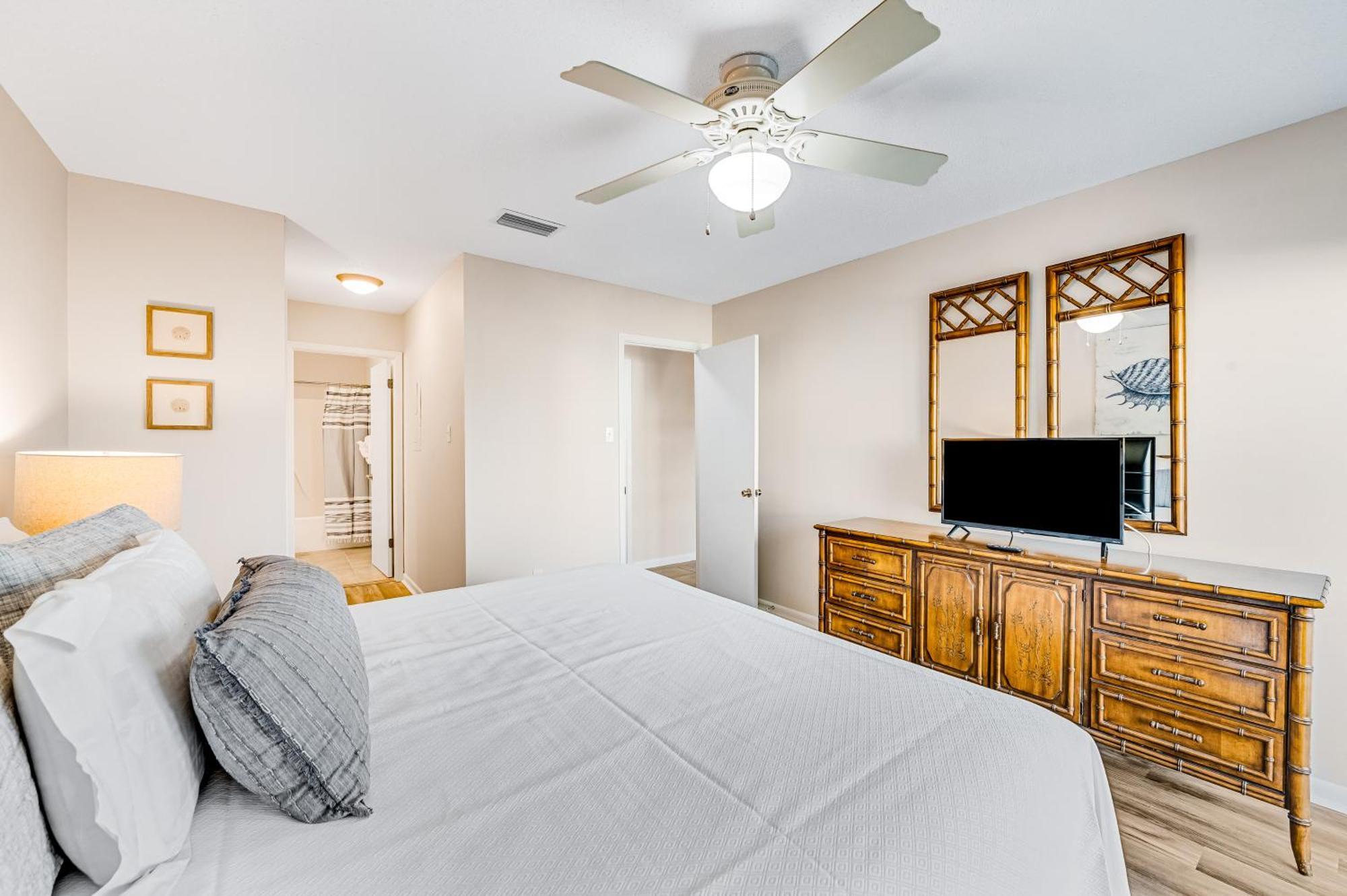 Cotton Bayou 4H Orange Beach Room photo